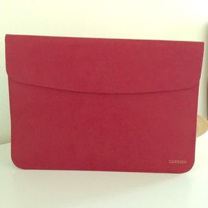 MacBook laptop pouch